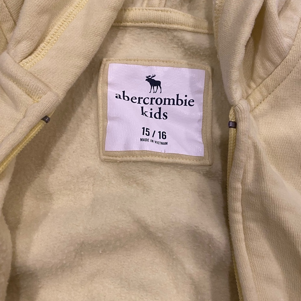 Abercrombie Kids zip up